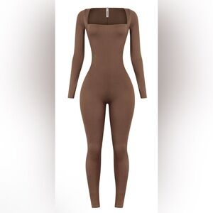 Long sleeve jumpsuit (Brown)